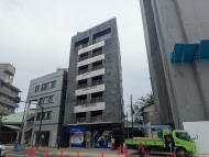 v20251211150803/fresh/building/J00100631572_1