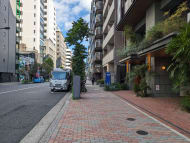 v20251211150803/fresh/building/J00100633651_11