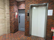 v20251212150907/fresh/building/J00100377884_66