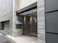 v20251217150803/fresh/building/J00100392942_10