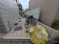 v20251221150706/fresh/building/J00100404774_7