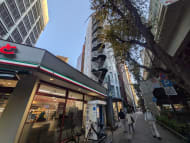 v20251224150804/fresh/building/J00100366706_14