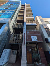 v20251224150804/fresh/building/J00100404594_12