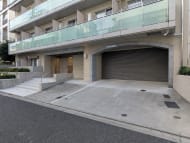 v20251224150804/fresh/building/J00100477970_8