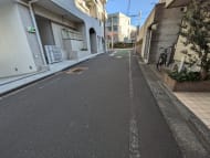 v20260222150655/fresh/building/J00100633986_12