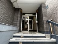 v20260308150643/fresh/building/J00100421932_3