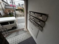 v20260308150643/fresh/building/J00100433249_17