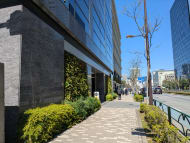 v20260328150635/fresh/building/J00100383163_17