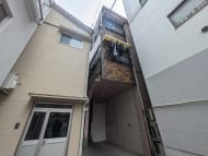 v20260331151546/fresh/building/J00100611446_11