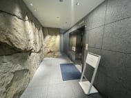 v20260406072300/fresh/building/J00100373279_5
