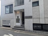 v20260406072300/fresh/building/J00100418514_3