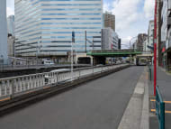 v20260418150639/fresh/building/J00100394183_17