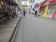 v20260501150758/fresh/building/J00100358977_10