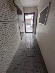 v20260501150758/fresh/building/J00100364097_12
