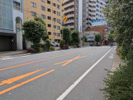 v20260501150758/fresh/building/J00100390651_16