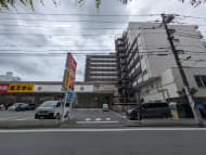 v20260613150736/fresh/building/J00100392557_14