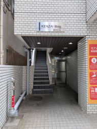 v20260613150736/fresh/building/J00100635986_3