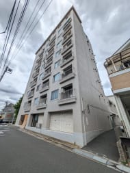 v20260617151459/fresh/building/J00100408570_9