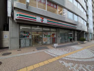 v20260703150756/fresh/building/J00100359315_10