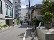 v20260818150758/fresh/building/J00100401986_2