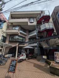 v20260928120459/fresh/building/J00100611746_6