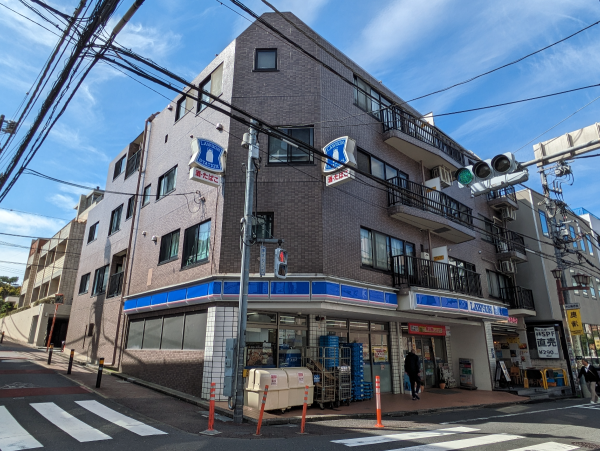 v20250427010206/fresh/building/J00100436977_1