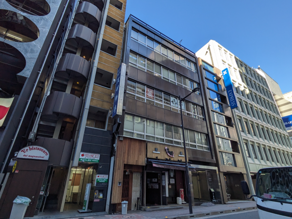 v20250729150705/fresh/building/J00100373982_1