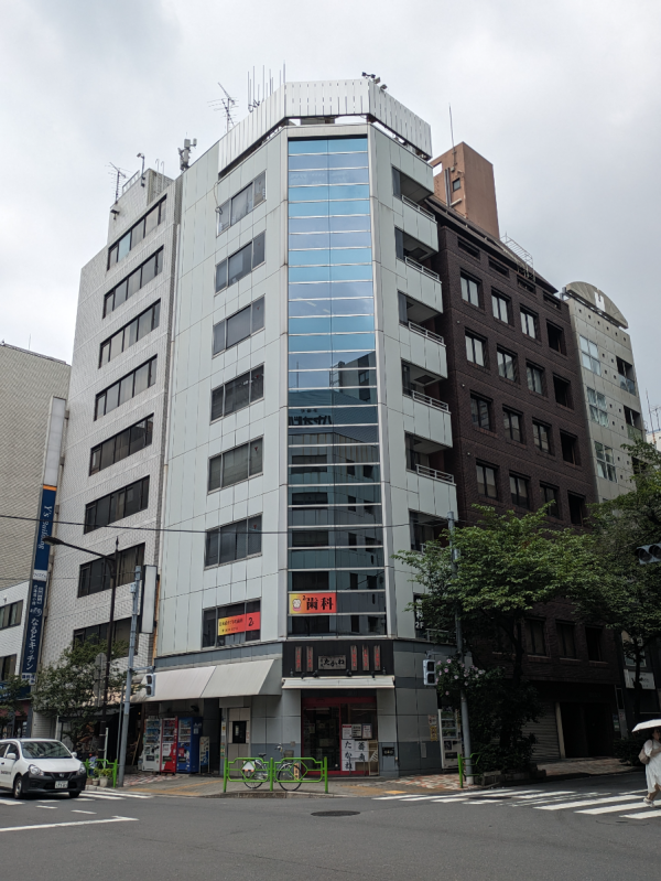 v20251003033705/fresh/building/J00100380482_1