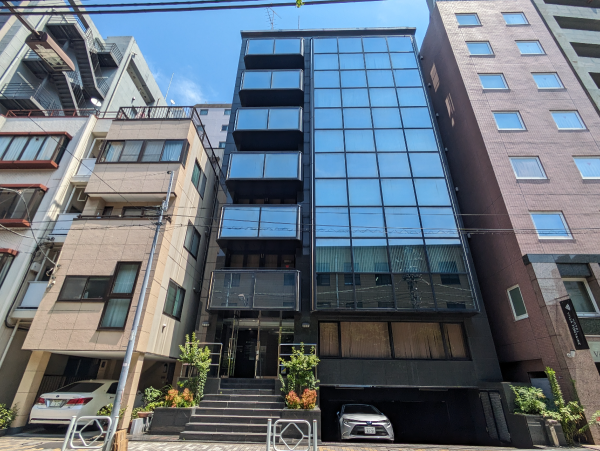 v20251003150706/fresh/building/J00100390399_1