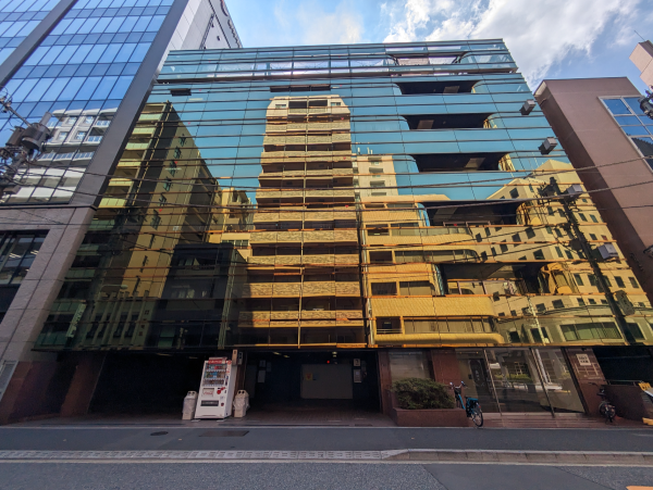 v20251009150657/fresh/building/J00100383627_1