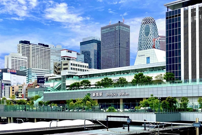 新宿駅南口