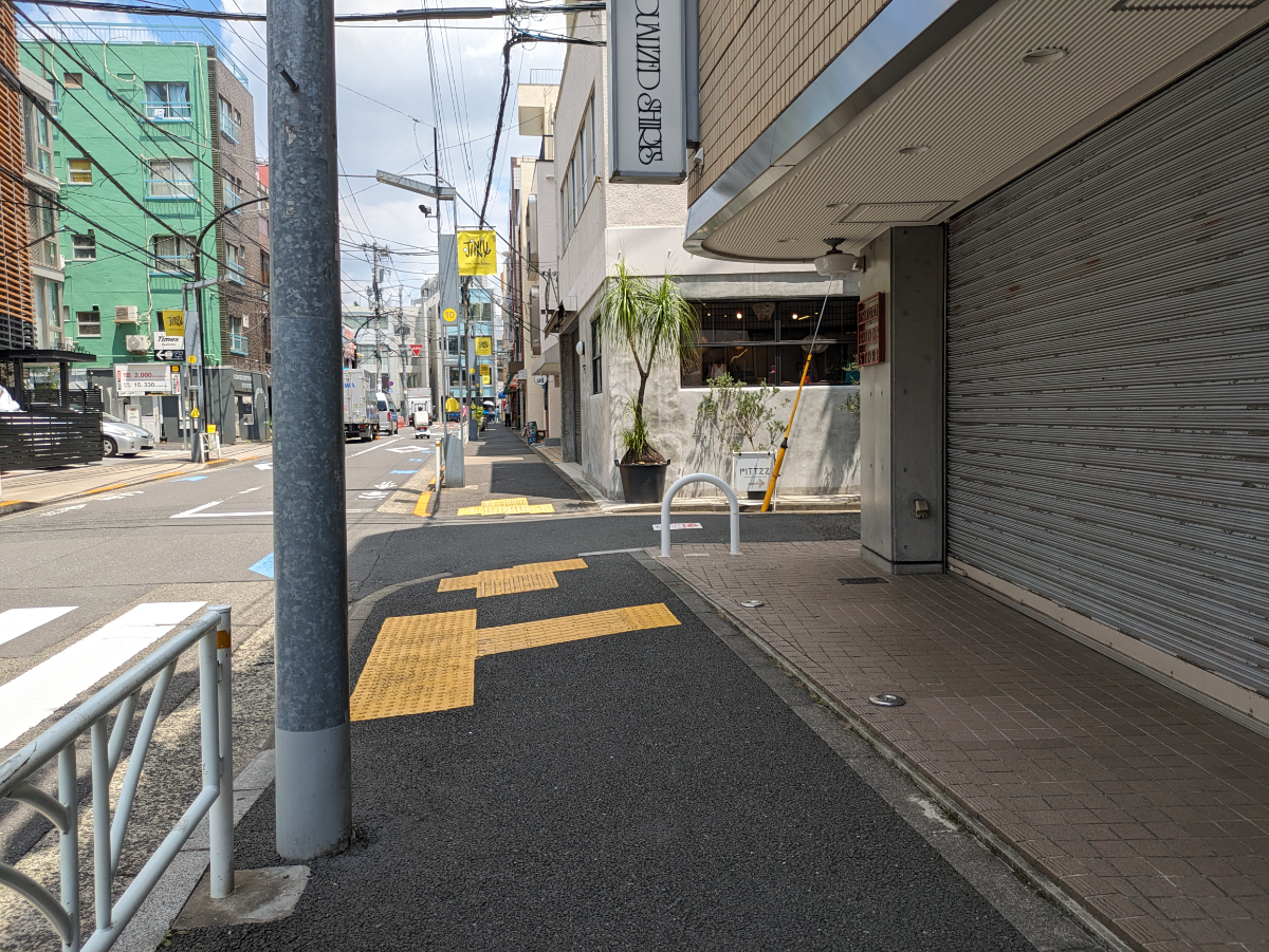 fresh/building/J00100356589_2