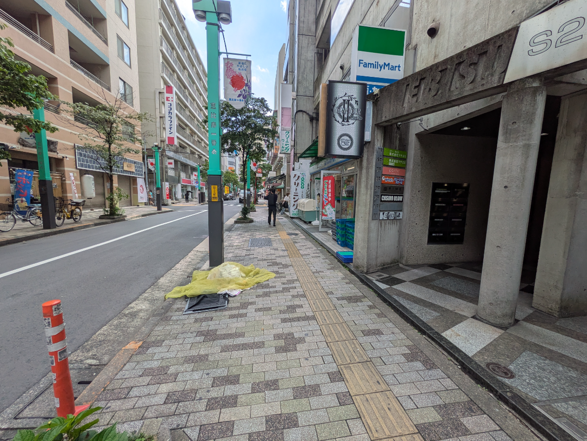 fresh/building/J00100356658_2