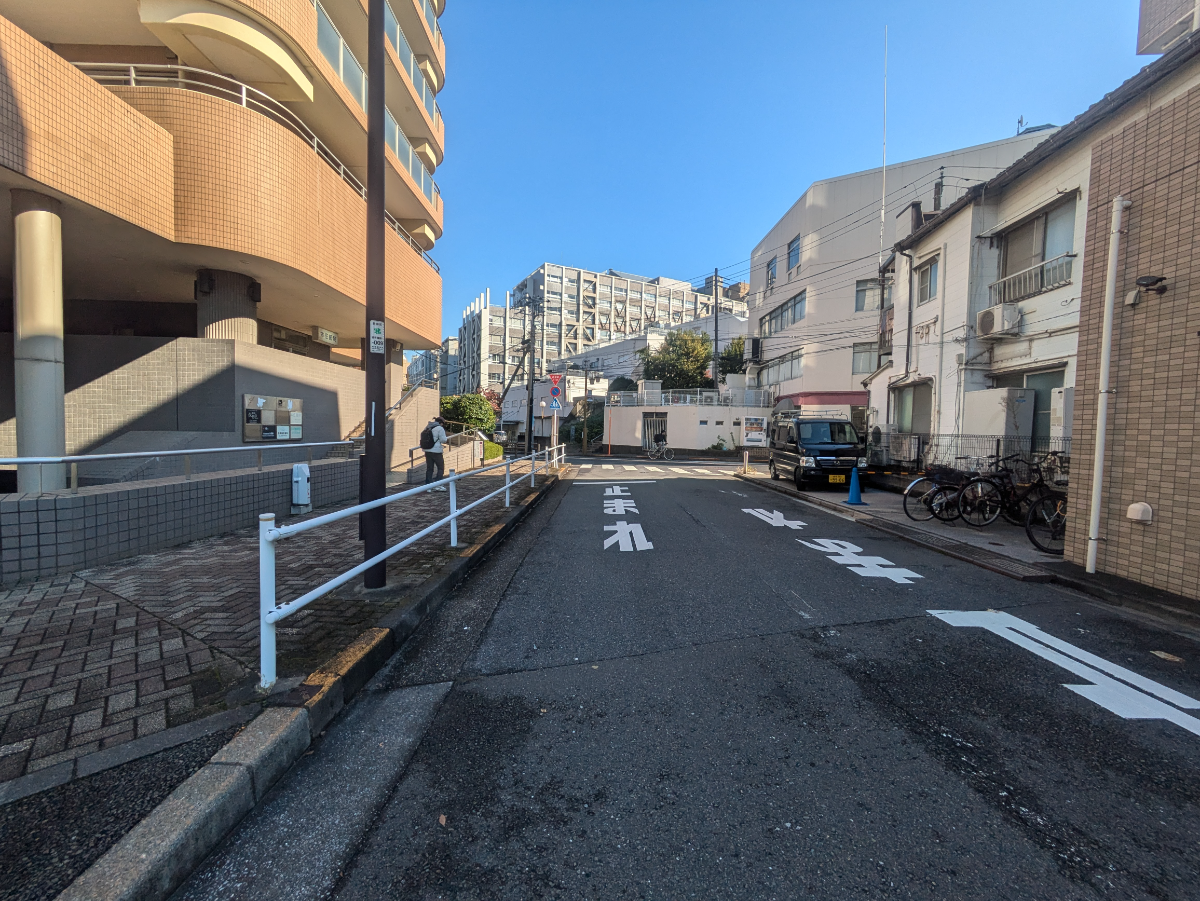 fresh/building/J00100356743_2