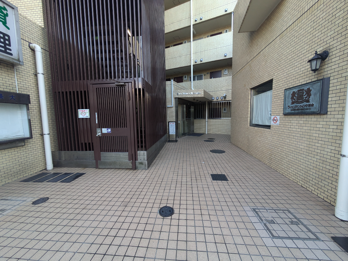 fresh/building/J00100356789_7
