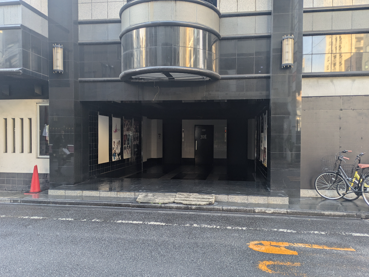 fresh/building/J00100356952_3