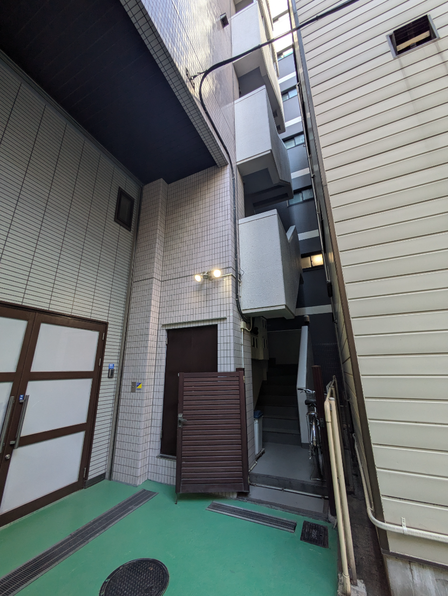 fresh/building/J00100357107_8