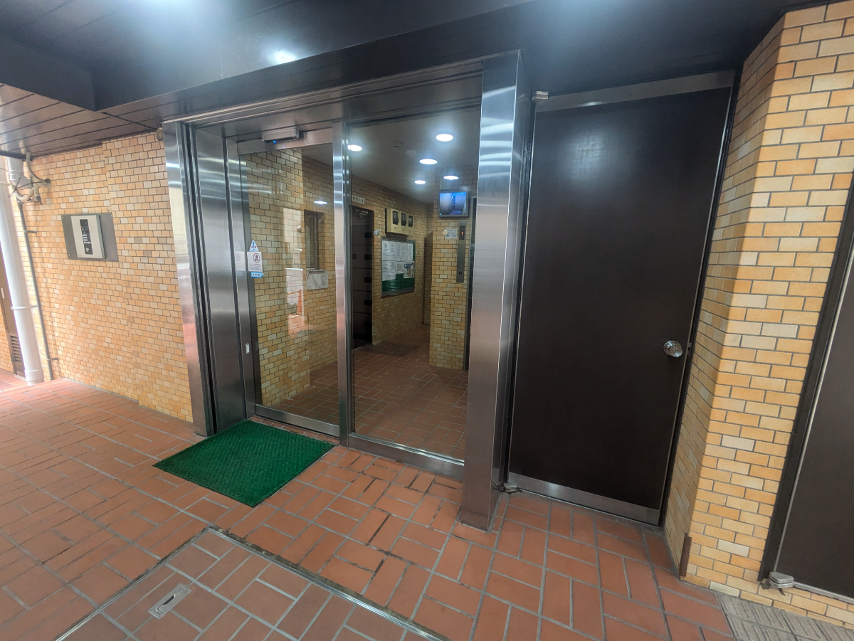 fresh/building/J00100357421_7