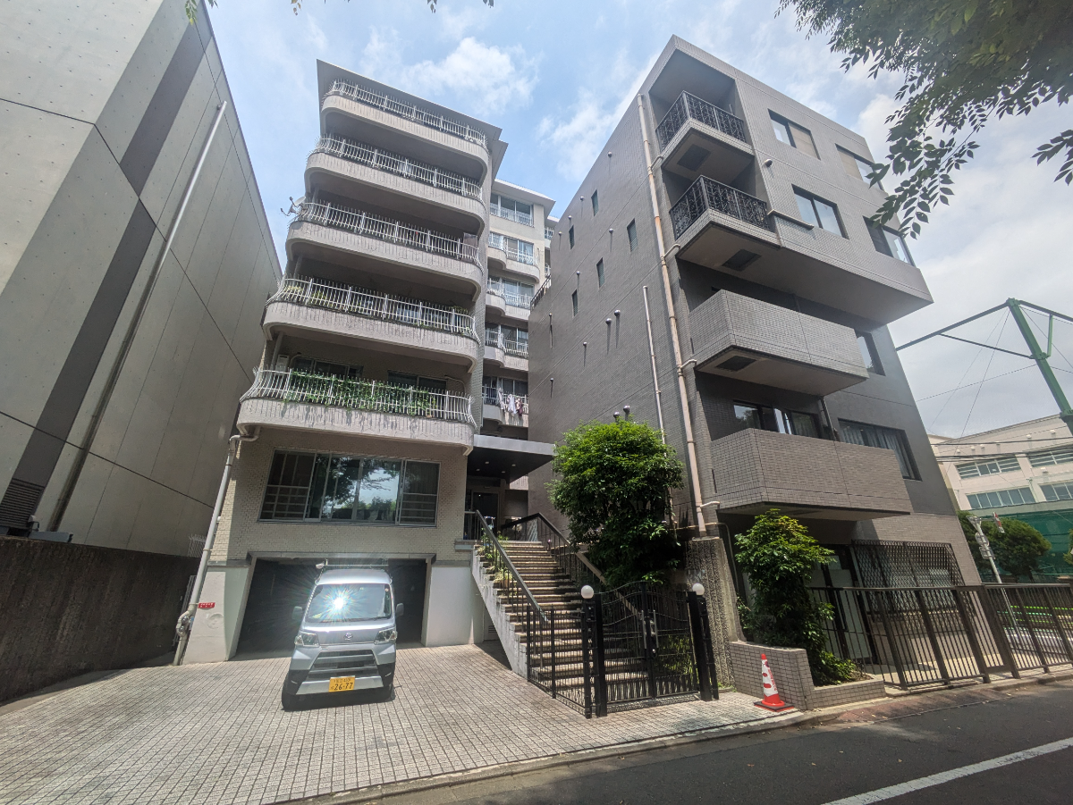 fresh/building/J00100357458_1