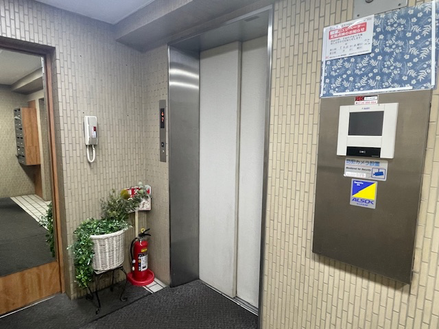 fresh/building/J00100357489_4