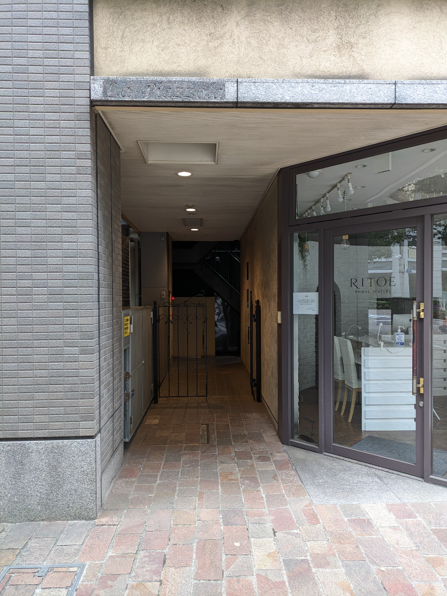 fresh/building/J00100358101_3