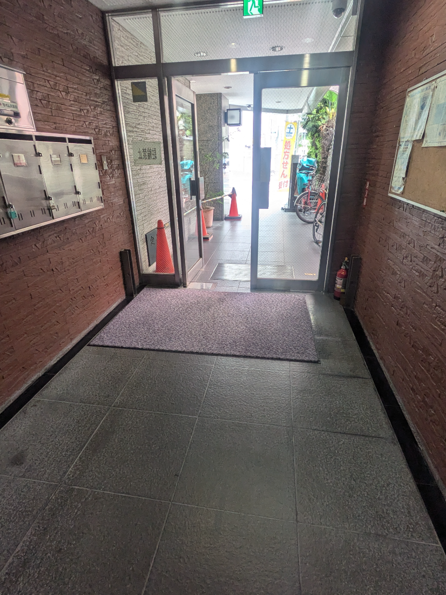 fresh/building/J00100358294_12