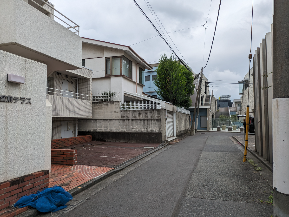 fresh/building/J00100358505_2