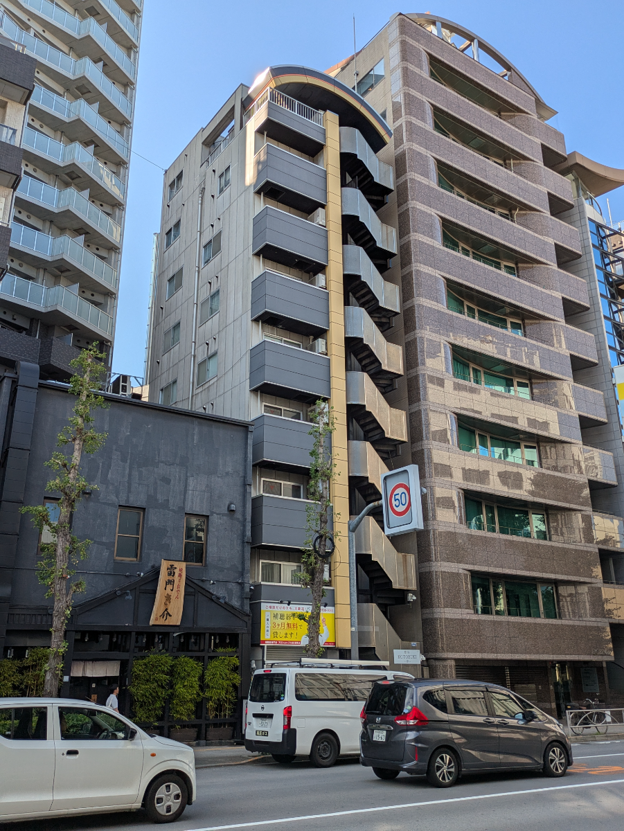 fresh/building/J00100358744_12