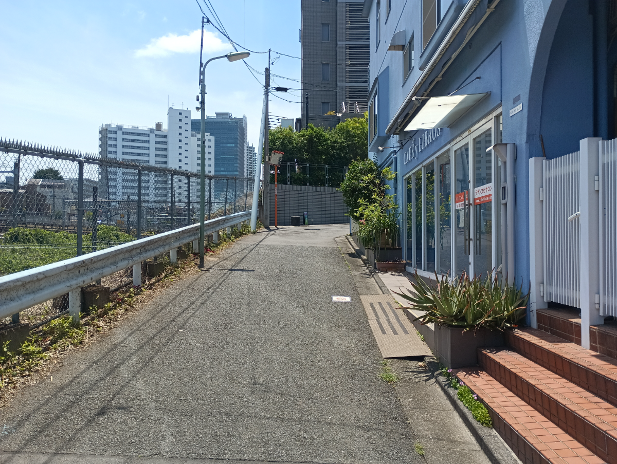 fresh/building/J00100358763_2
