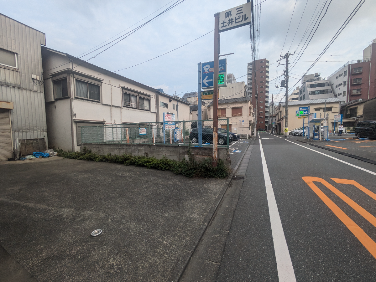 fresh/building/J00100358985_2