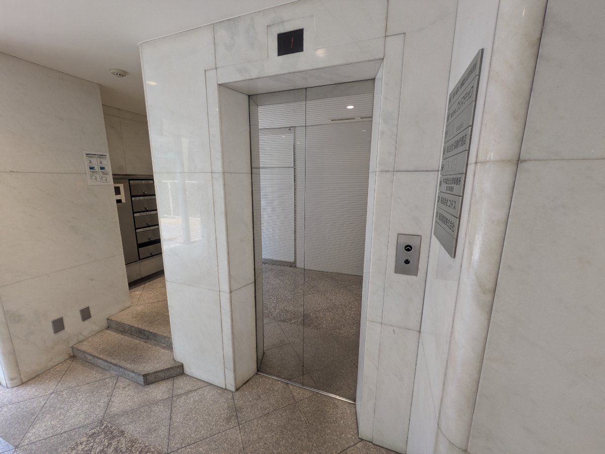 fresh/building/J00100359106_4