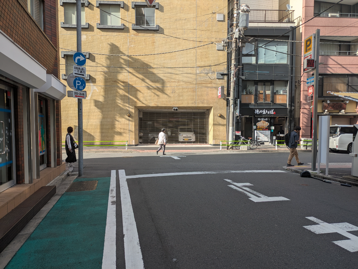 fresh/building/J00100359370_2