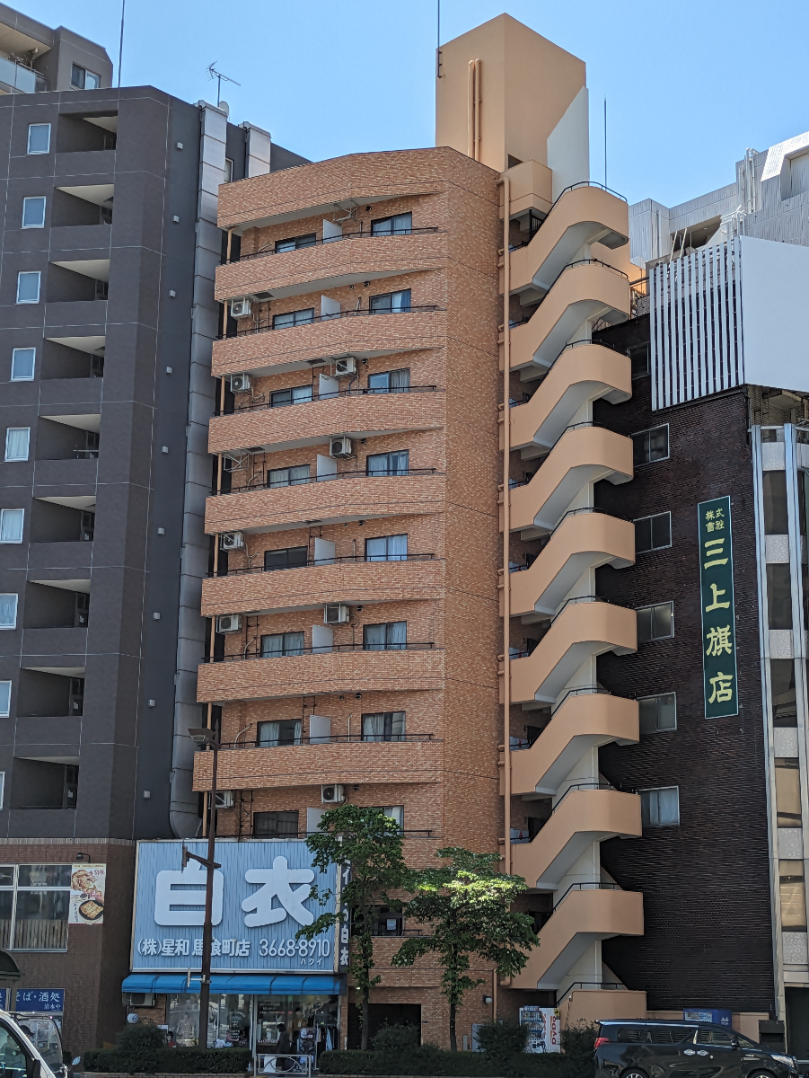 fresh/building/J00100359408_1