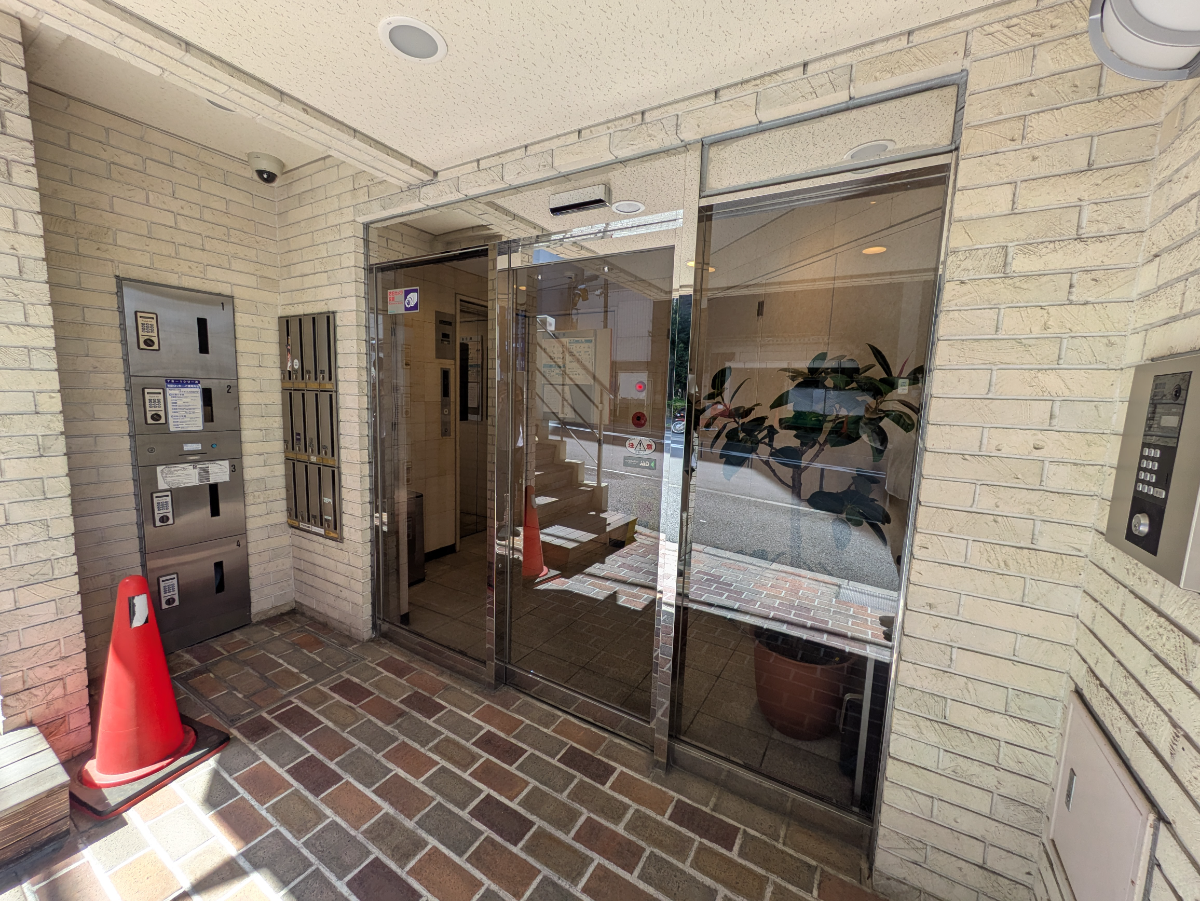 fresh/building/J00100360260_3